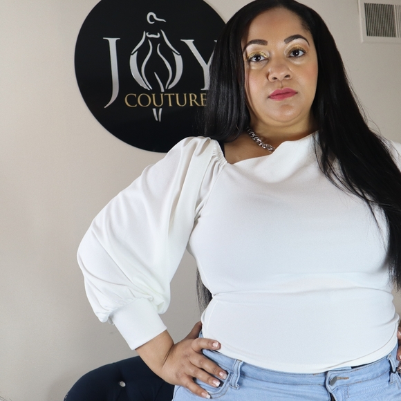 The "Classy Yet Sassy" Top - Picture 5 of 10